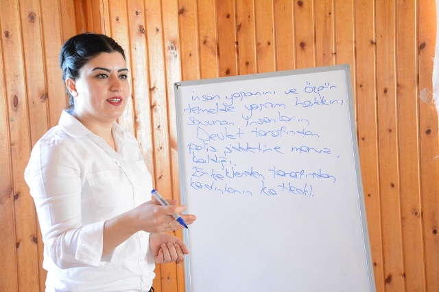 Kad¦-nlara Y+Ânelik 'Toplumsal Cinsiyet' Semineri (1)