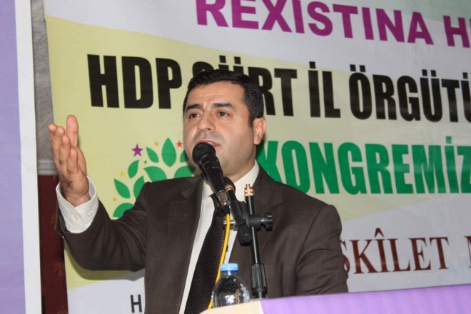 demirtas-partisinin-siirt-kongresine-katildi-IHA-20141218AW274418-1-t