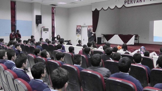 pervaride-madde-bagimliliginin-zararlari-anlatildi-IHA-20141220AW276013-1-t