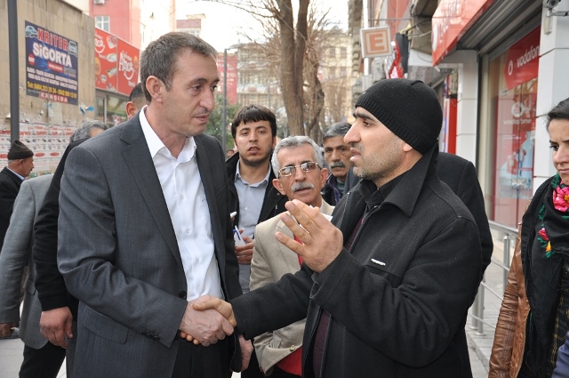 Belediye E+ş Ba+şkanlar¦-ndan G+-res Caddesinde Esnaf Ziyareti (2)