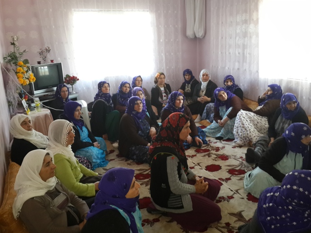 Belediye Kadın Kuruludan,  Kadınlara Ziyaret  (7)