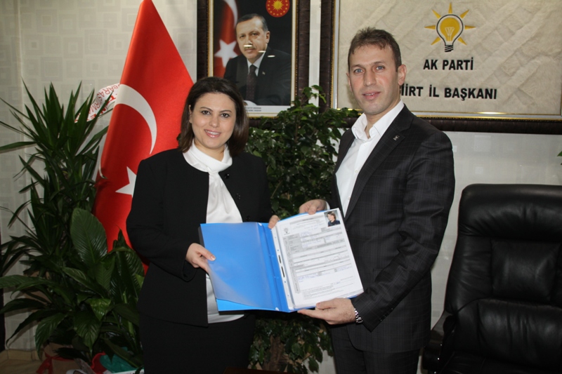 Esin Göncü Özşahin (1)