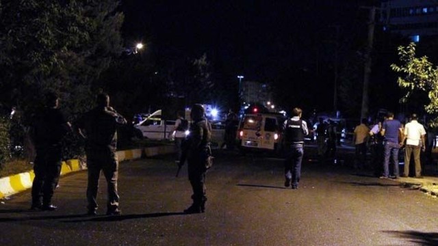 polis-640x360