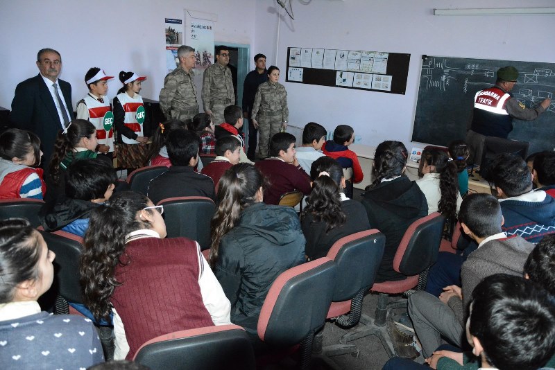 Jandarma e¦şitim (4)