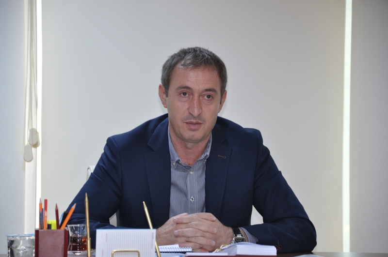 Bak¦-rhan ÔÇ£AKP T+-rkiyelile+şmeliÔÇØ (1)