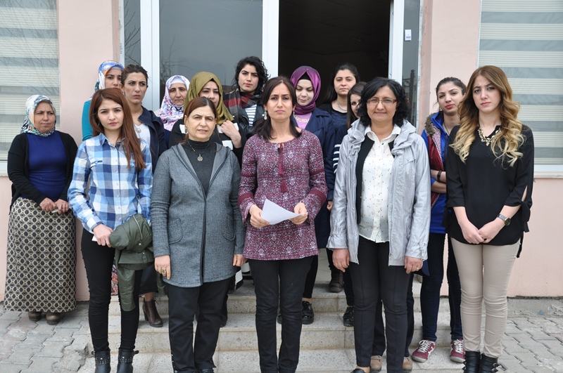 Belediye Kadın Çalışanlarından “Çocuklara Yönelik Cinsel İstismara” Tepki  (5)