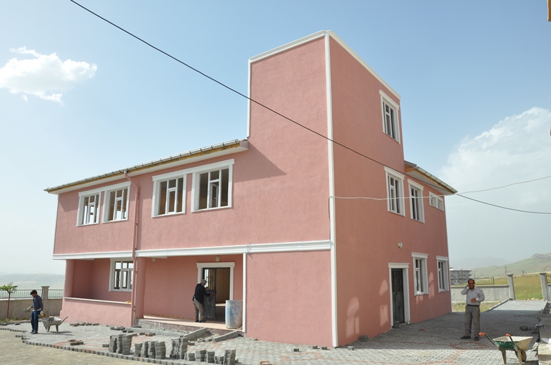 10 Günde 18 Bin 500 Metrekare Parke Döşendi (1)