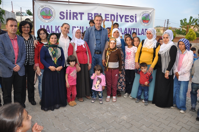 Belediyenin ÔÇİHalkla Bulu+şma Toplant¦-lar¦-ÔÇÖ  Affet Evler Mahallesinde Devam Etti (10)