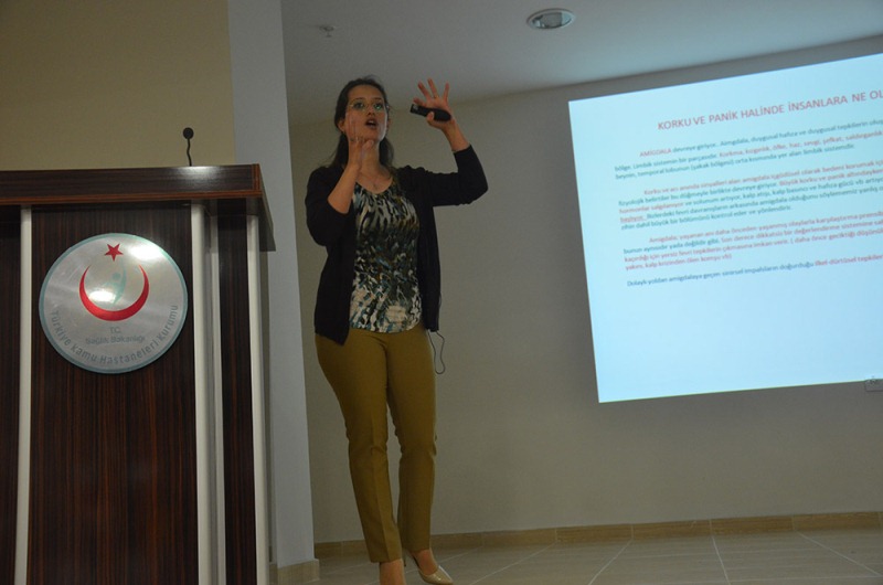 İL SAĞLIK MÜDÜRLÜĞÜ KALİTE EĞİTİM TOPLANTISI DÜZENLENDİ1