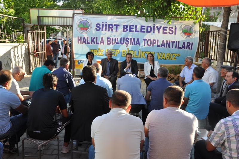 ÔÇİHalkla Bulu+şma Toplant¦-lar¦-ÔÇÖna Yeni Mahallede Devam Edildi (1)