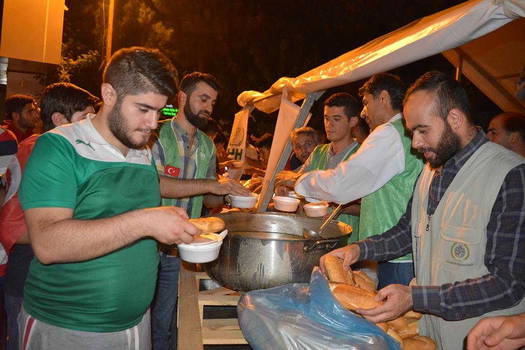 Kalkışmaya Karşı Demokrasi Nöbeti (2)
