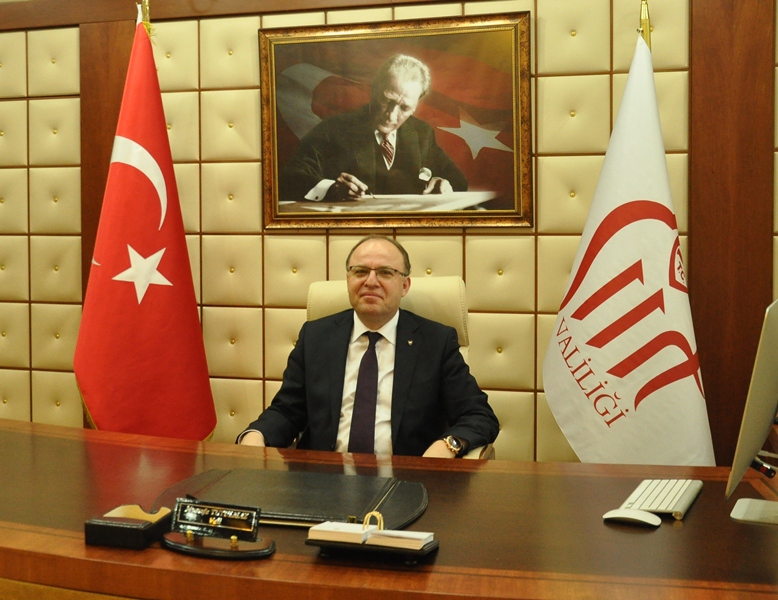 VALİ MUSTAFA TUTULMAZ’IN ‘RAMAZAN BAYRAMI’ MESAJI