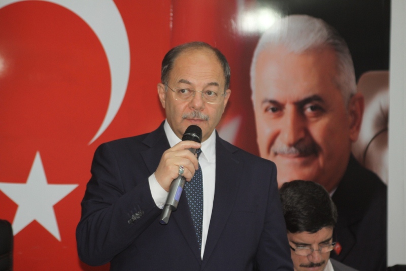 akp-1