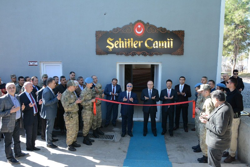 sehitler-cami-acilisi-2