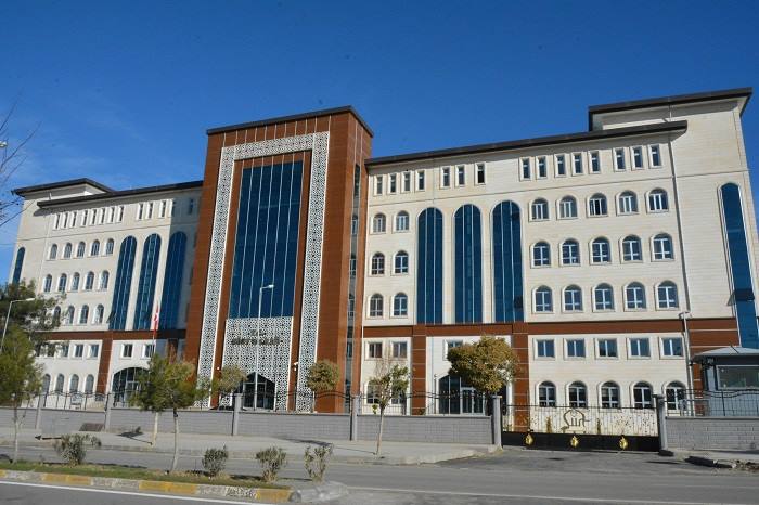 SİİRT’TE YENİ HÜKÜMET KONAĞI HİZMETE GİRDİ
