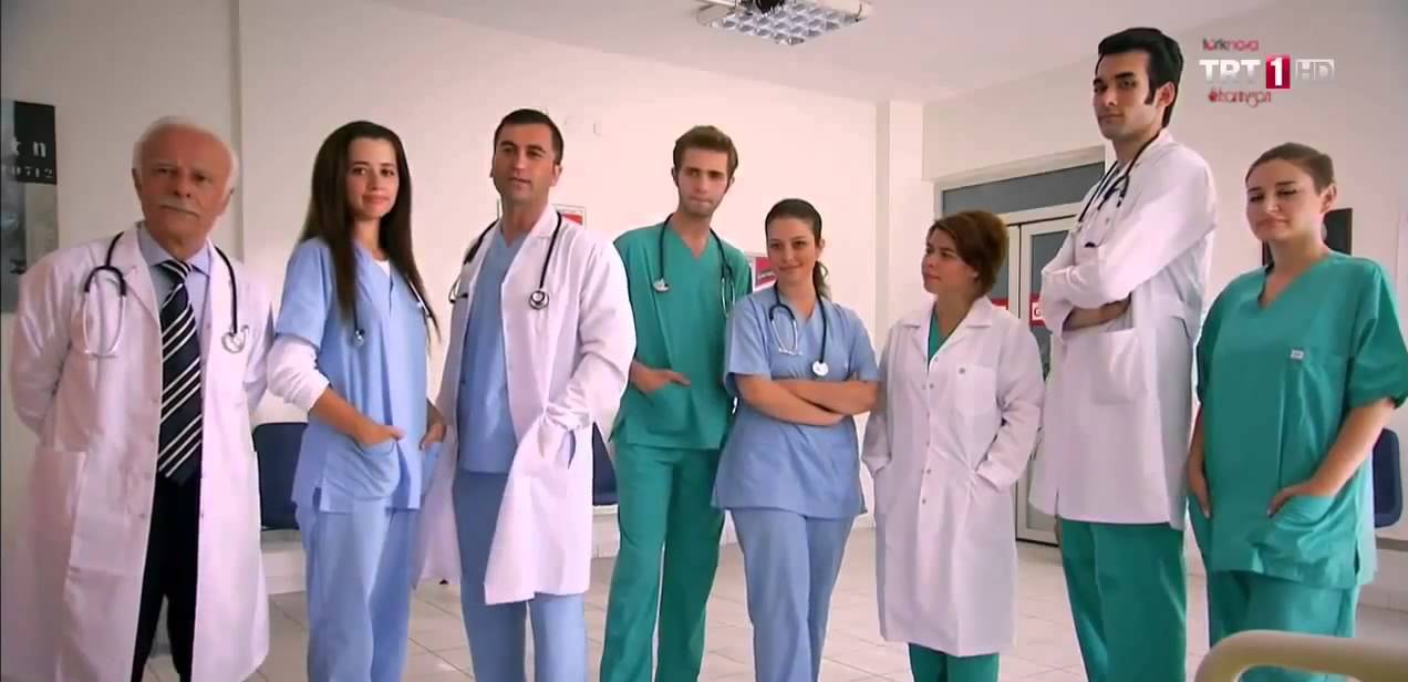 leyla-ile-mecnun-doktorlar-dizisine-gonderme_8319343-1002_1280x720