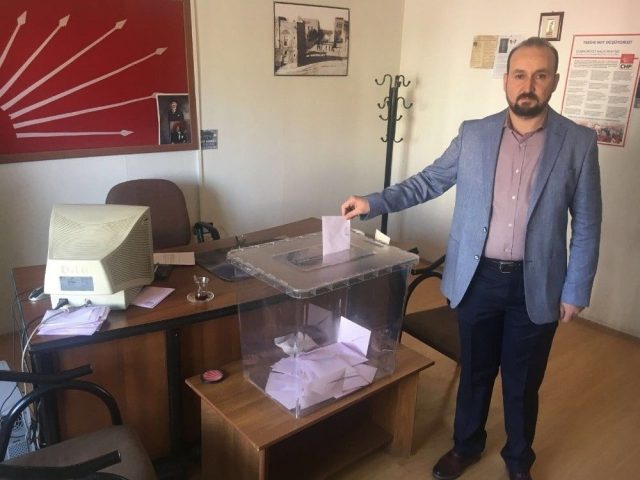 chp-merkez-ilce-secimleri-yapildi-iyr_galeri-640x480