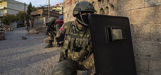 660x310-hakkaride-bir-terorist-etkisiz-hale-getirildi-1493656449871