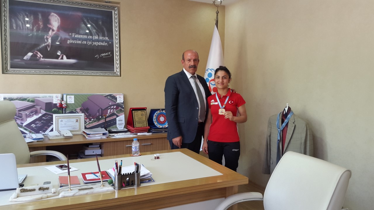 thumbnail_Spor (3)