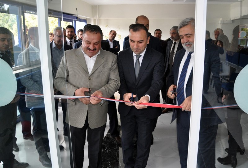 thumbnail_Dicle Elektrik 6. Musteri Memnuniyeti Merkezi’ni Siirt’te Acti (1)