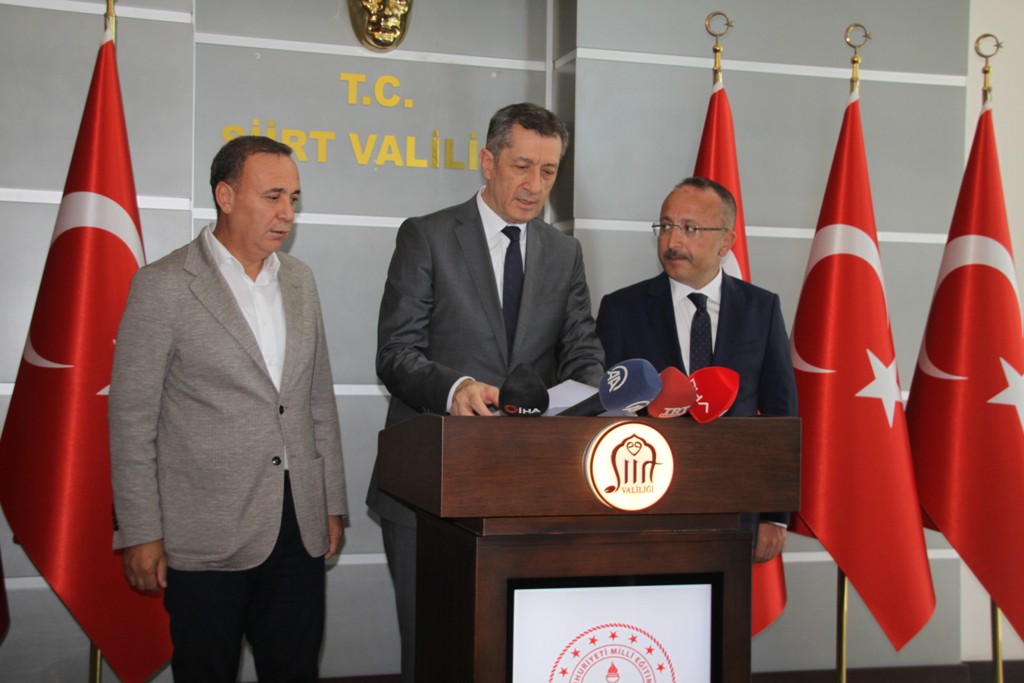 MİLLİ EĞİTİM BAKANI ZİYA SELÇUK’TAN SİİRT’E MÜJDE