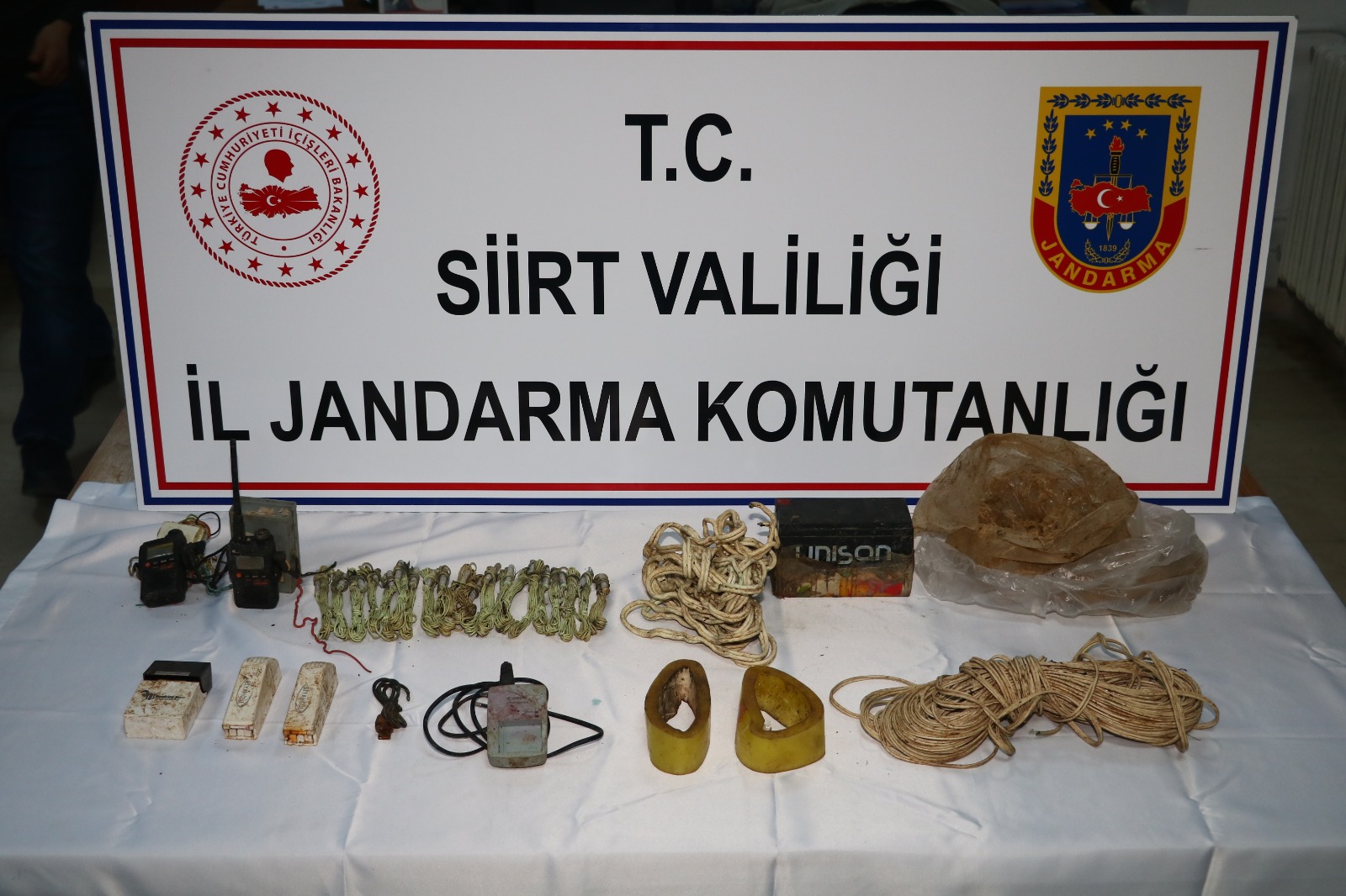 3ffa5294-ba46-4355-82ae-85ad28cffc20