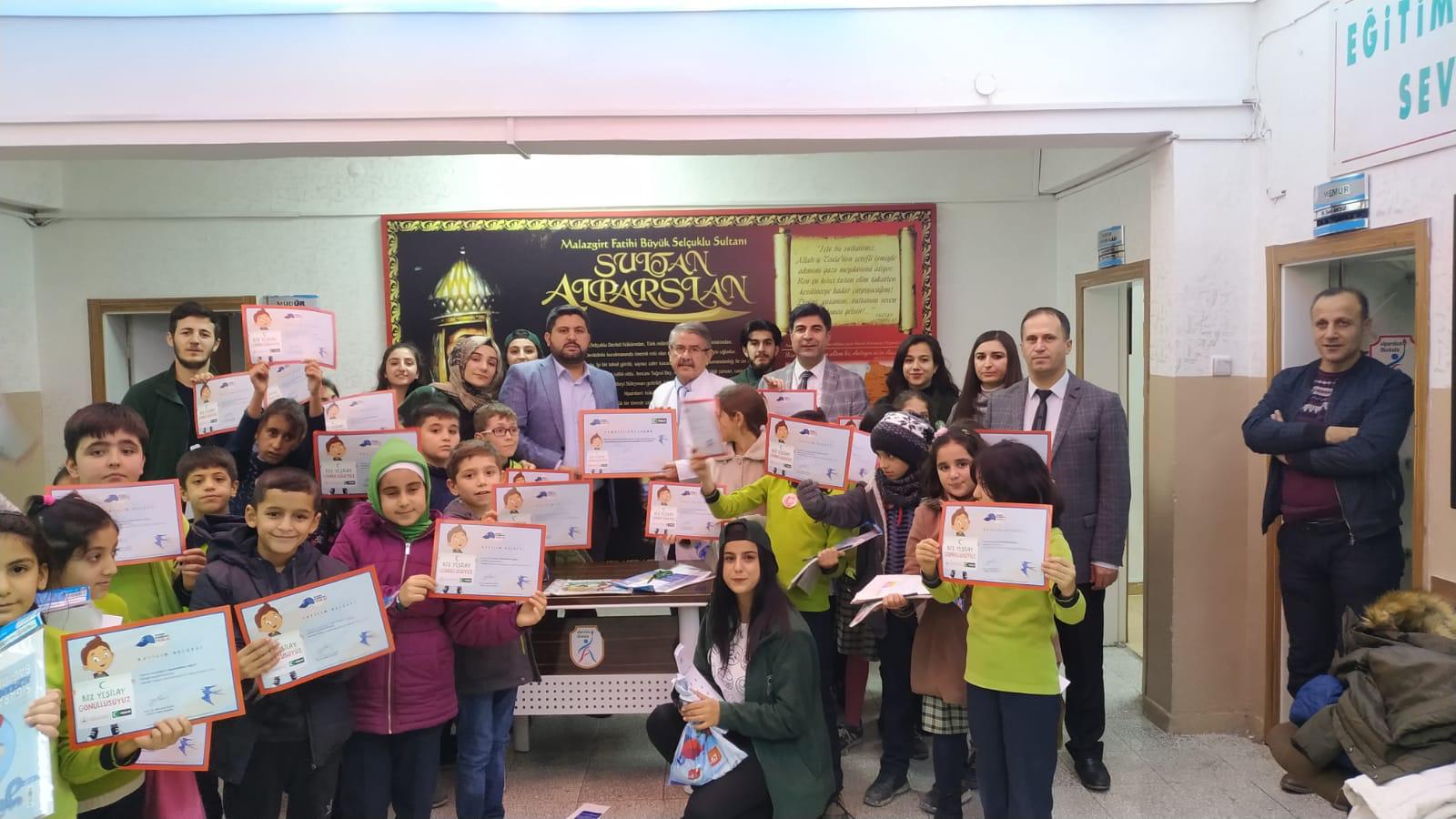 e2fd9c7c-da26-4c9c-9bfa-702a15fdc61a