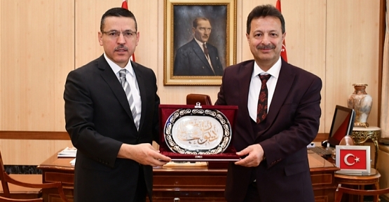 rektor-erman-sayistay-baskani-seyit-ahmet-basi-ziyaret-etti_de2f2