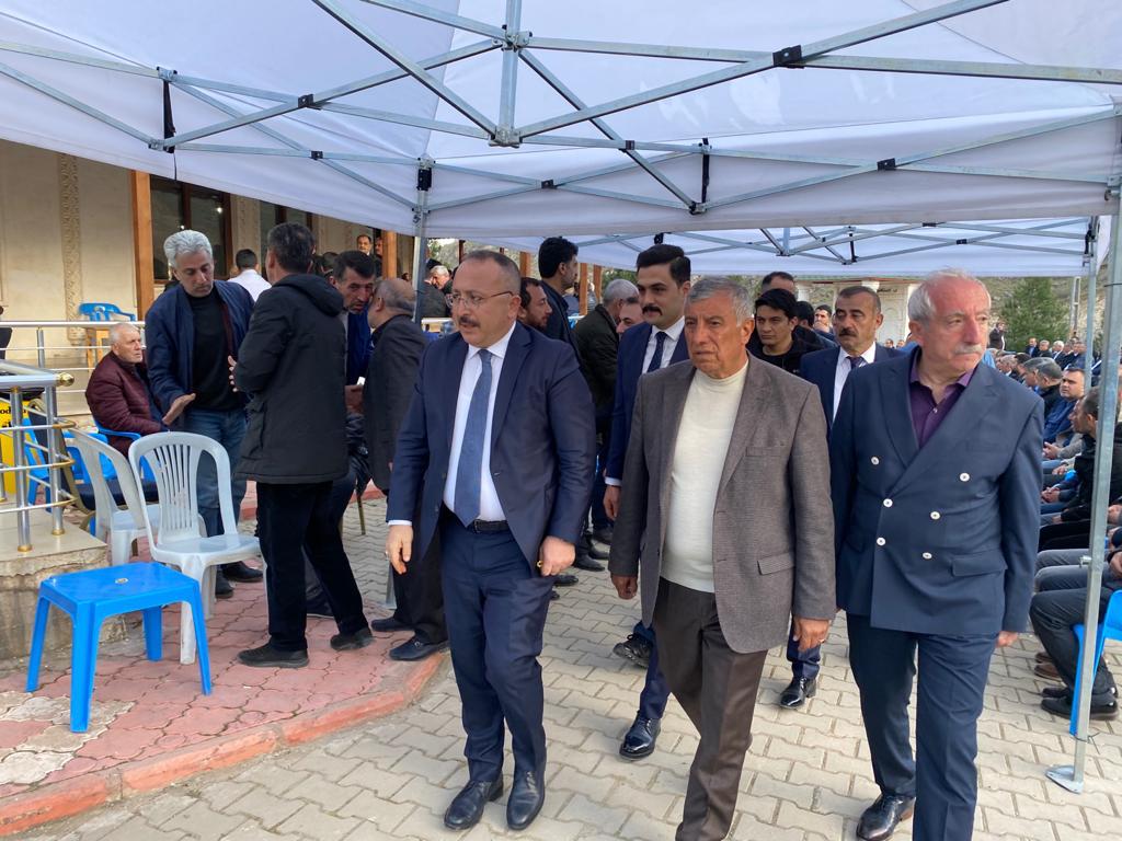 KANAAT ÖNDERİ FERİT ÖZDEMİR’İN AİLESİNE TAZİYE ZİYARETİNDE BULUNDU