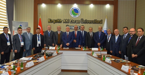 rektor-erman-ahi-evran-universitesinin-pilot-universite-tecrube-ve-bilgi-paylasimi-toplantisina-katildi_445c6