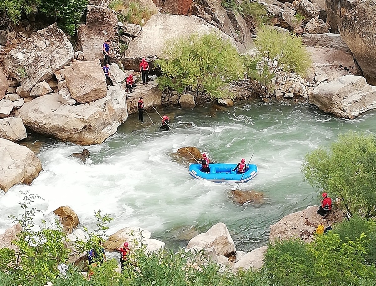 75d9cfb6-8acf-4669-a29d-7b477f93c555