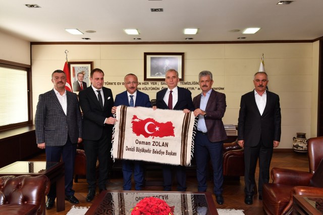 b2e769b0-531a-4a0f-9d5d-cf33d9bee30f