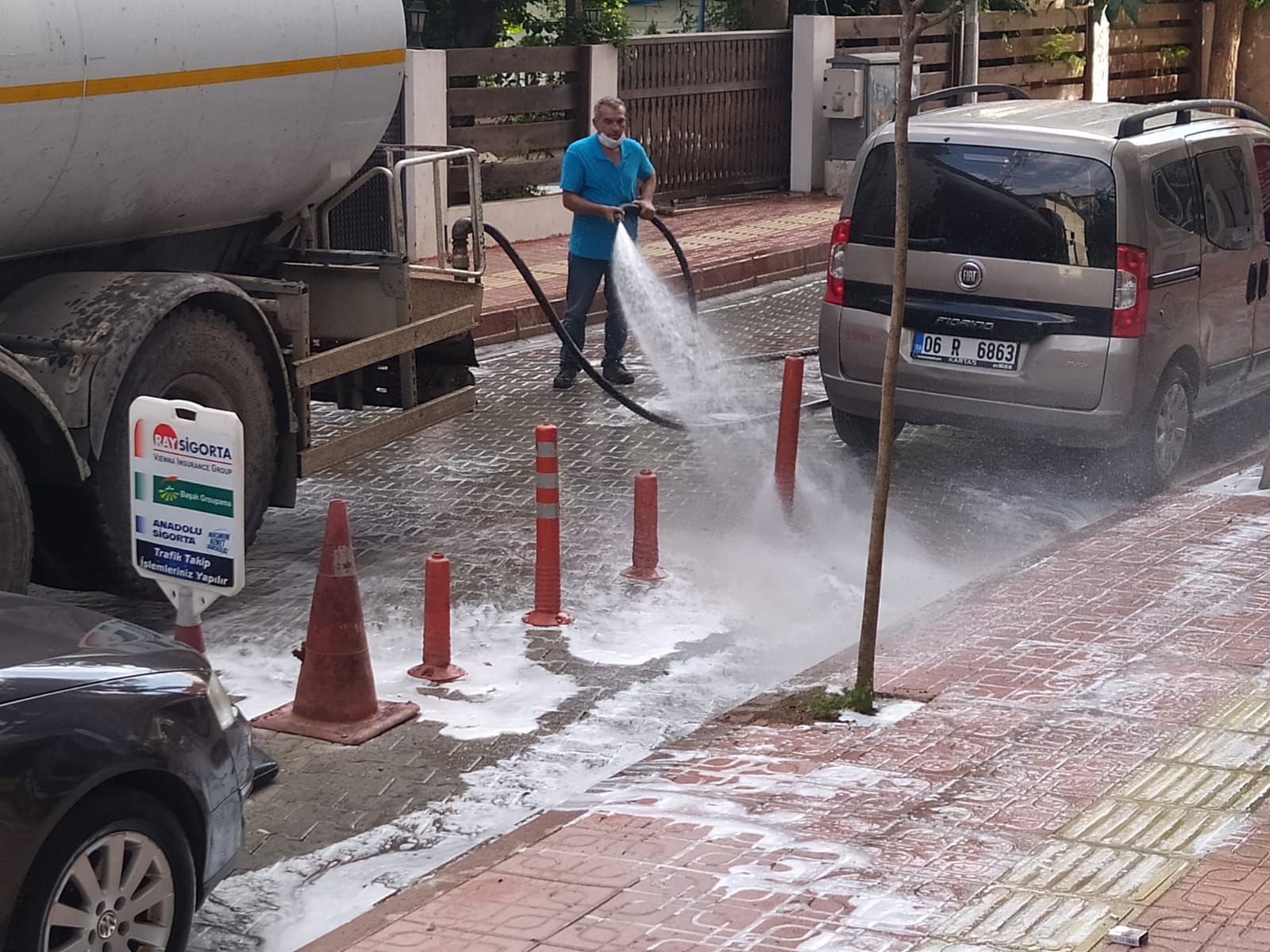 8972b8d8-62f5-43af-a03c-98a36046a8e2