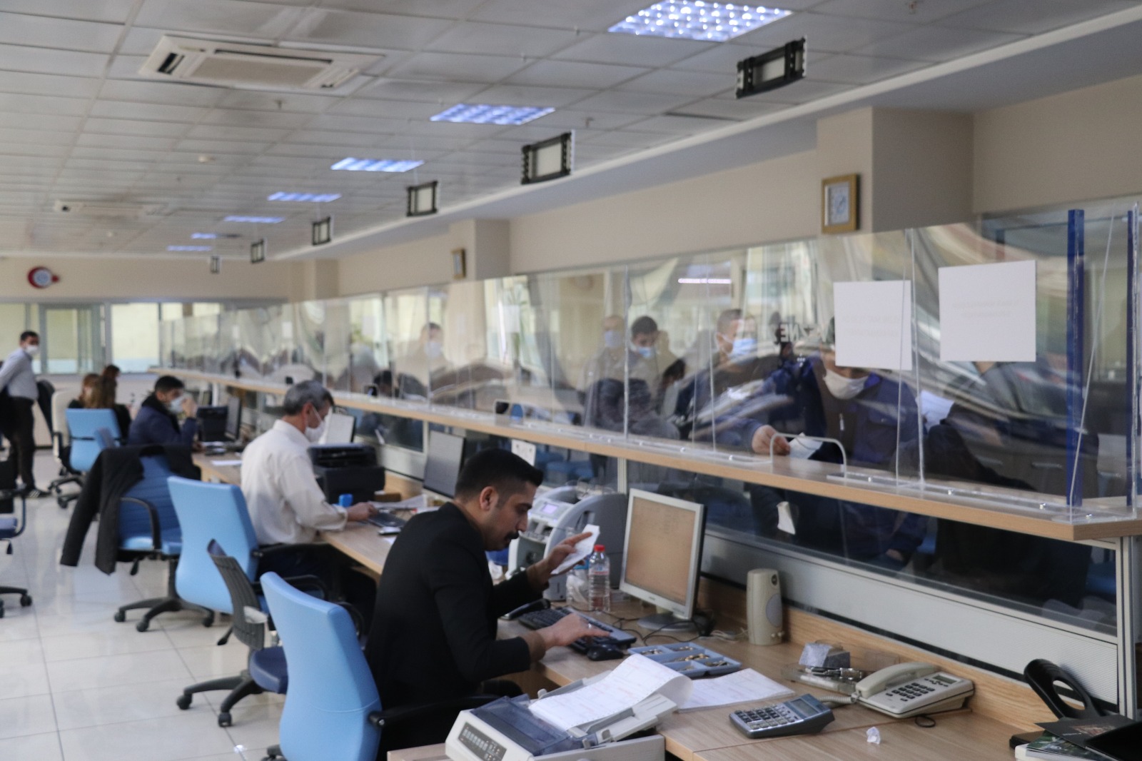 53acf428-db3c-4e48-b1d8-6186ee39dcb9