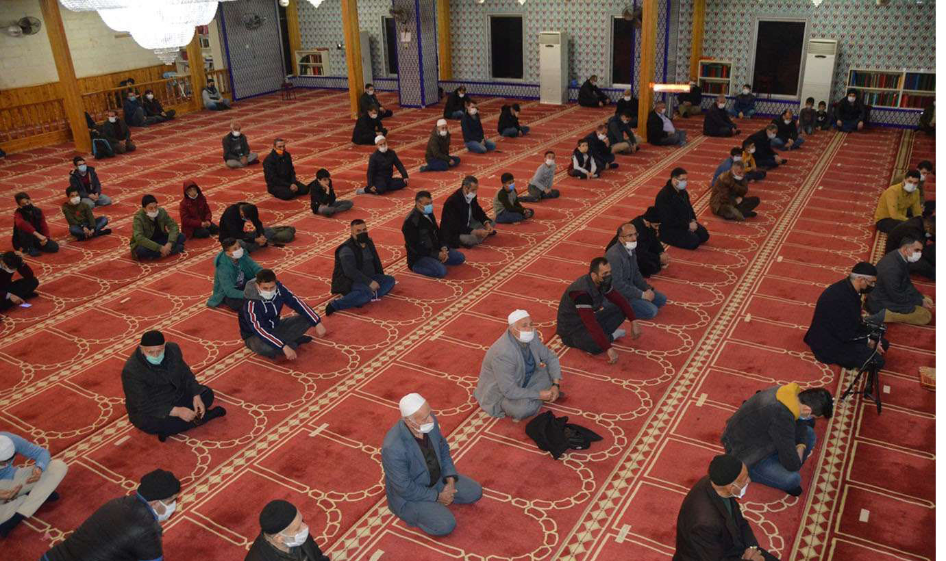 siirt-te-mirac-kandili-siirt-te-fiziksel-mesafeli-kurallari-cercevesinde-ihya-edildi1615405147