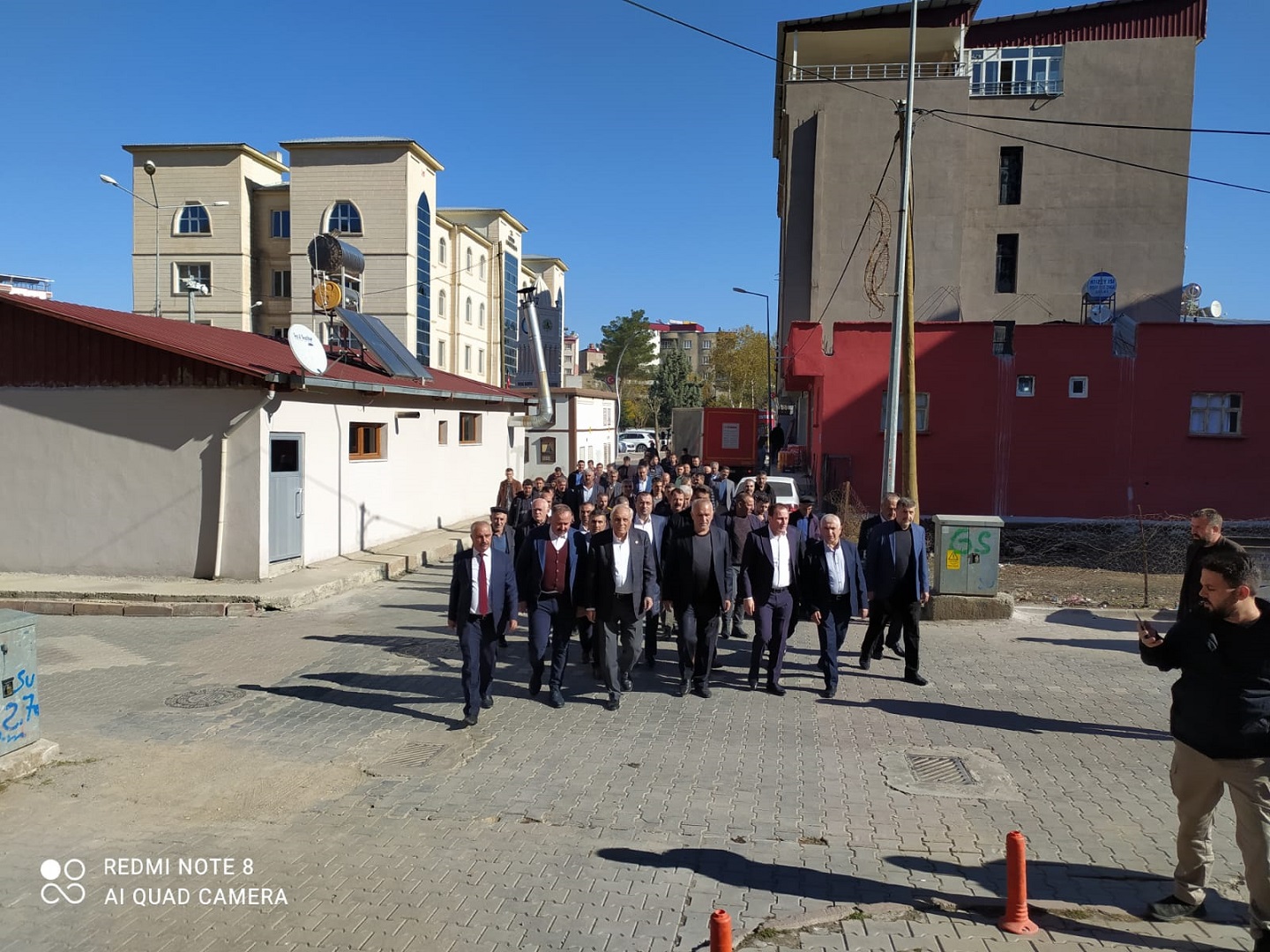 b32f6fb0-7474-4870-bbb7-2818de9ca7c4