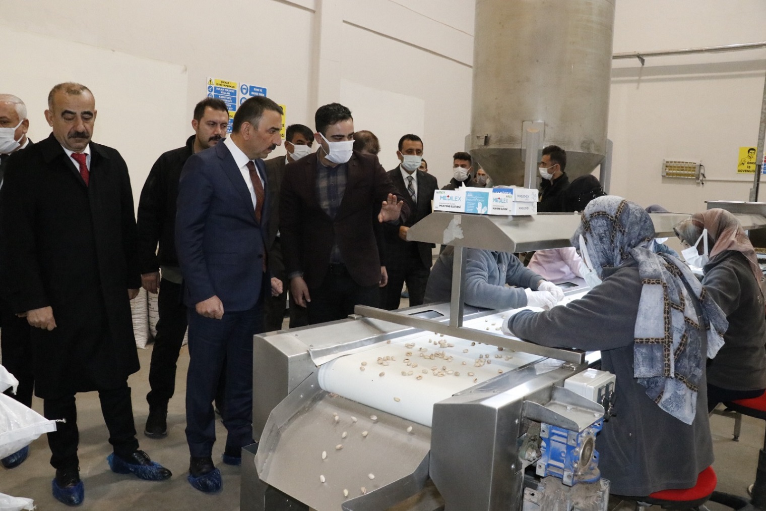 e08e09ff-8200-487c-8b11-927ef4c48edd