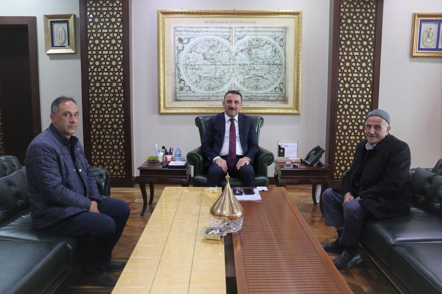 2ad063bf-354c-4b55-a813-54782d95942c