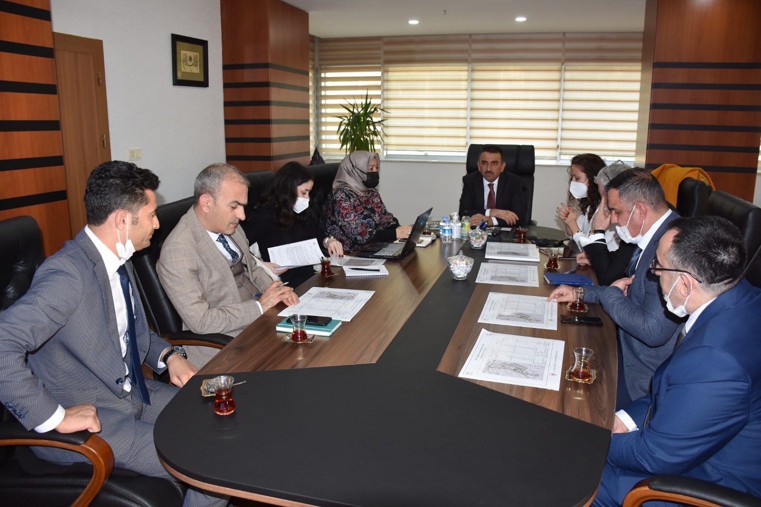 75c93ef2-8d3e-49e7-b0f4-8587f15bd184