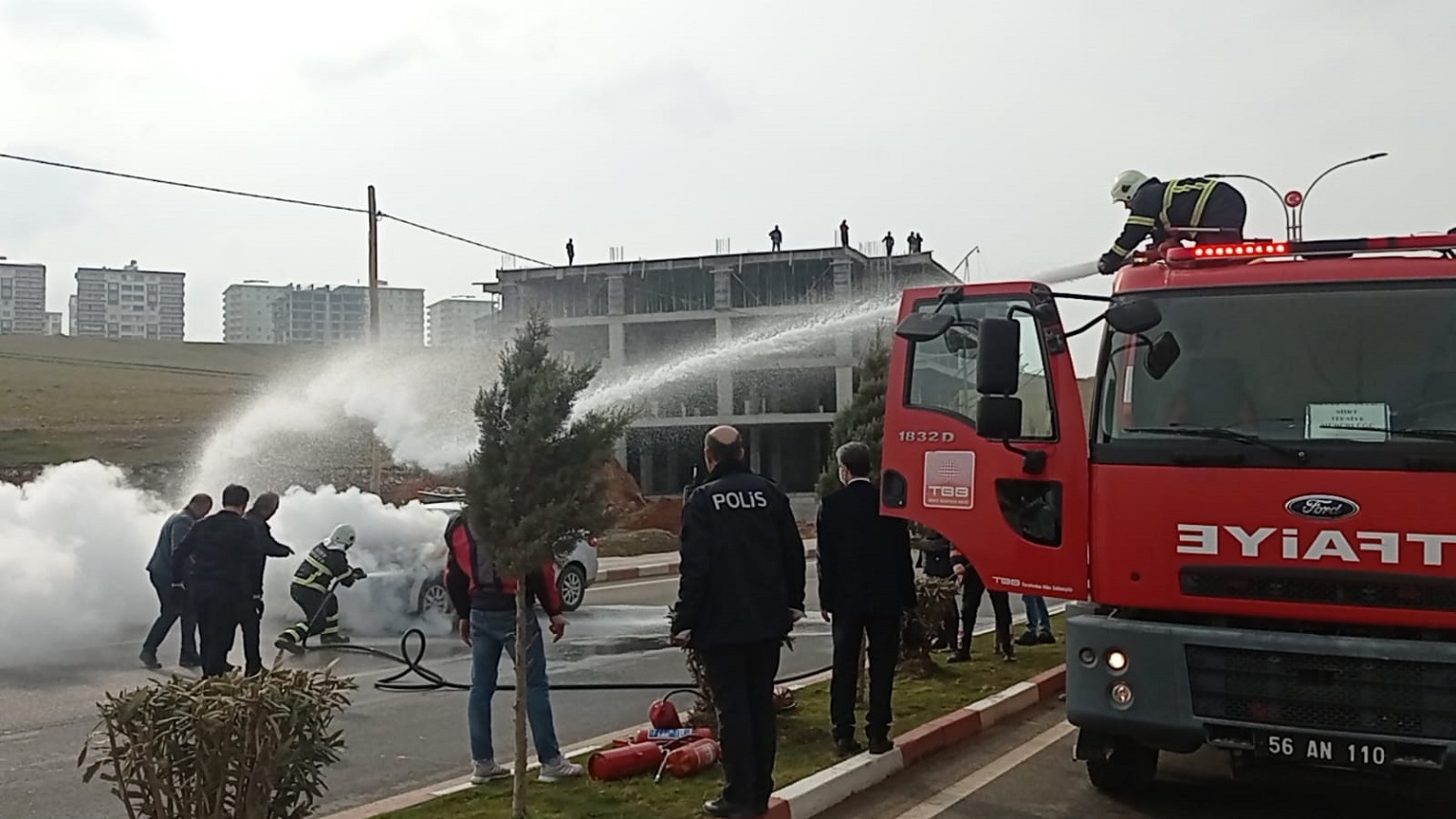 d8958316-ad24-4403-9056-63157e666fd0