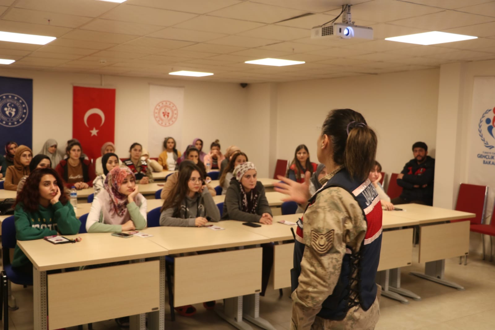 bf3696d3-2913-43f1-bb82-448a14271c27