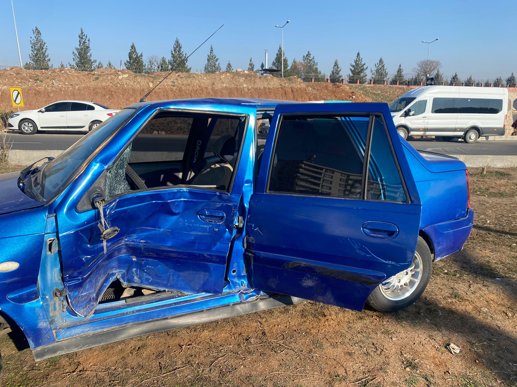 e688f02a-fe33-4662-b2ef-f9130f7175db