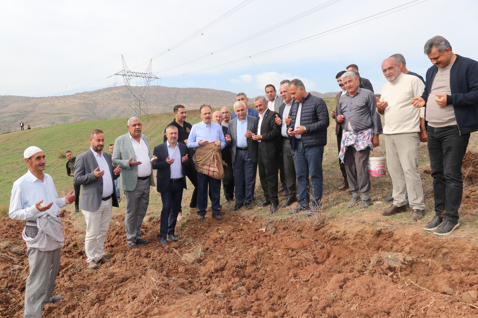 19f749ab-ad60-45d4-b213-41244e1f7989