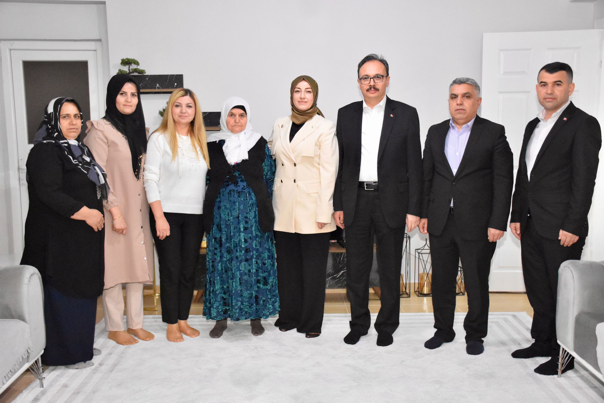 ab8f51a5-e060-449b-b43b-0545eaea4e17