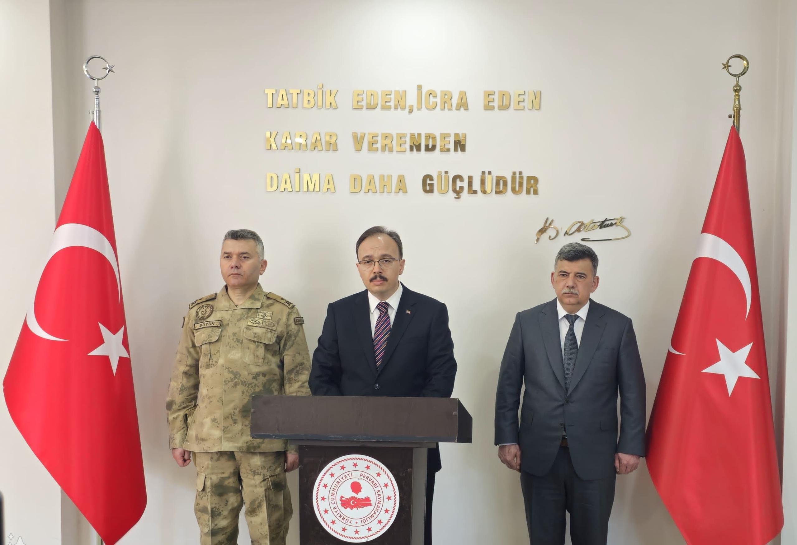 1f9523d3-2f63-456e-bf1d-9d4d7f38683b