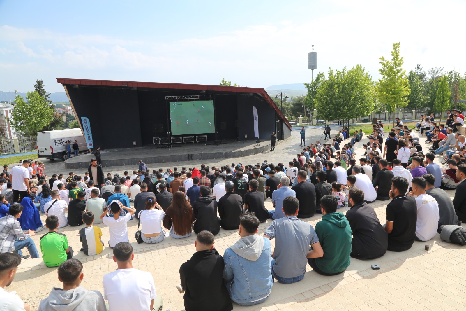 ebf42ae3-4123-400d-8940-e37f1e8c6fd6