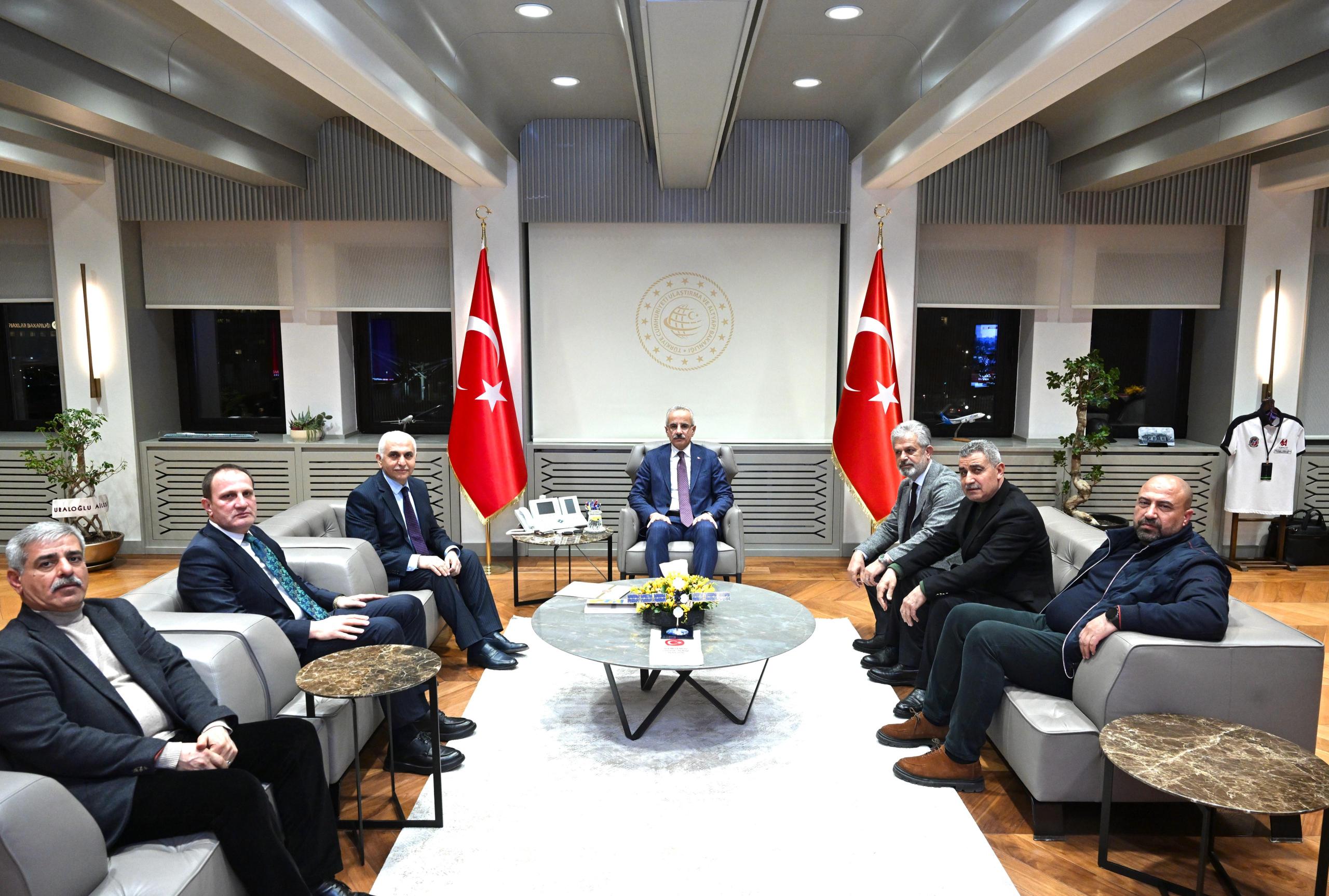 7cc406ad-f635-47bf-b0f2-a3f59cb5b852