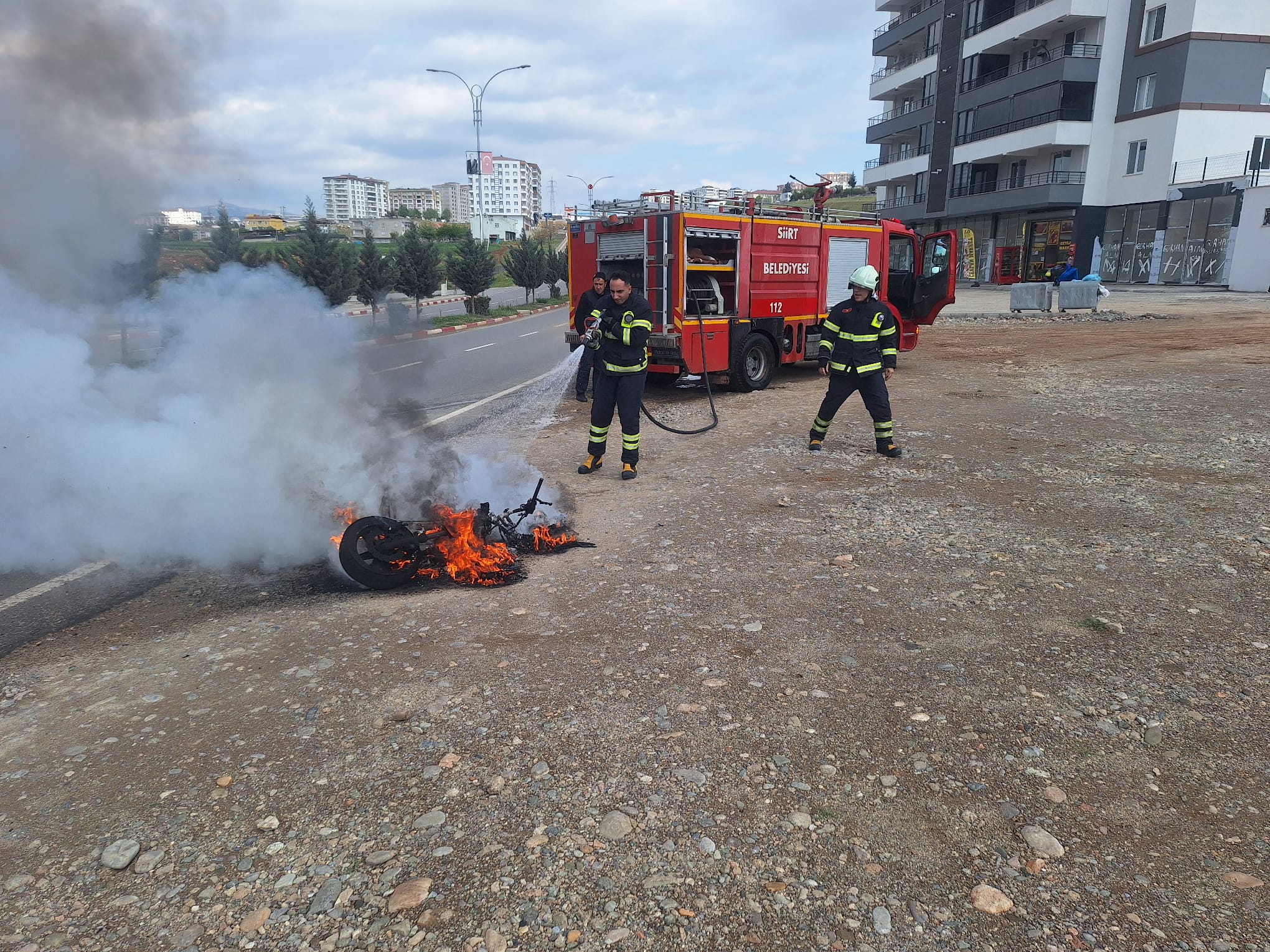 2b32871f-5efd-4ddf-9113-bac57c364096