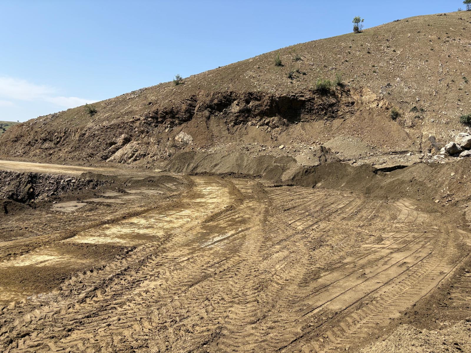 6471d6a9-6aed-4d36-854c-a269128b172e