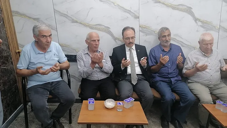 vali-kizilkaya-dan-ekin-ailesi_1754504867_G5H4Wz